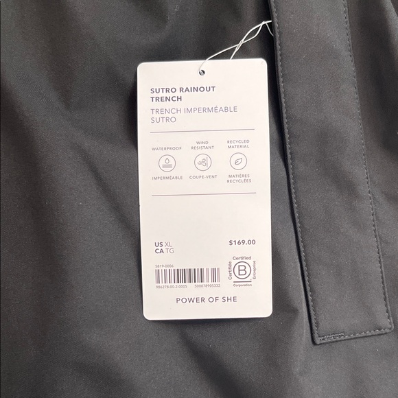 Athleta Women's Black Hooded Jacket - Picture 4 of 4